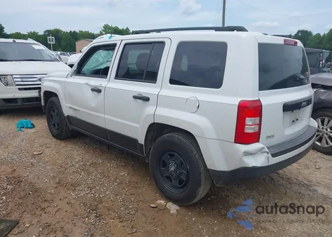 2016 Jeep Patriot Sport z USA, uszkodzony, nr VIN 1C4NJPBA9GD667010